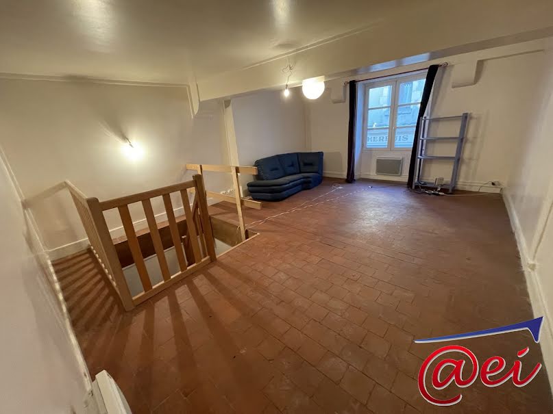 Vente maison 4 pièces 100 m² à Chatillon-sur-loire (45360), 46 000 €