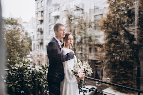 婚禮攝影師Anna Belousova（belousova93）。2019 12月6日的照片