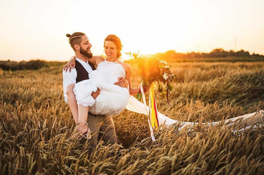 Wedding photographer Dejan Žagar (dejanzagar). Photo of 21 April 2020