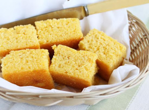 Ellen's Sweet Cornbread