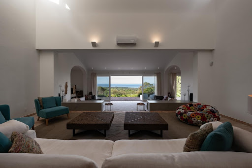 Propriété avec jardin 2