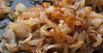 SLOW COOKER CARAMELIZED ONIONS was pinched from <a href="http://12tomatoes.com/slow-cooker-caramelized-onions/" target="_blank">12tomatoes.com.</a>