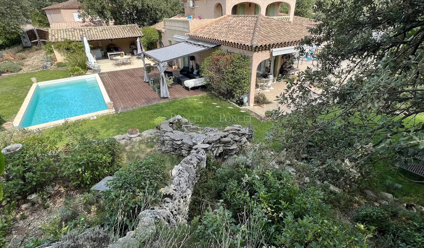 House with pool and garden Castillon-du-Gard