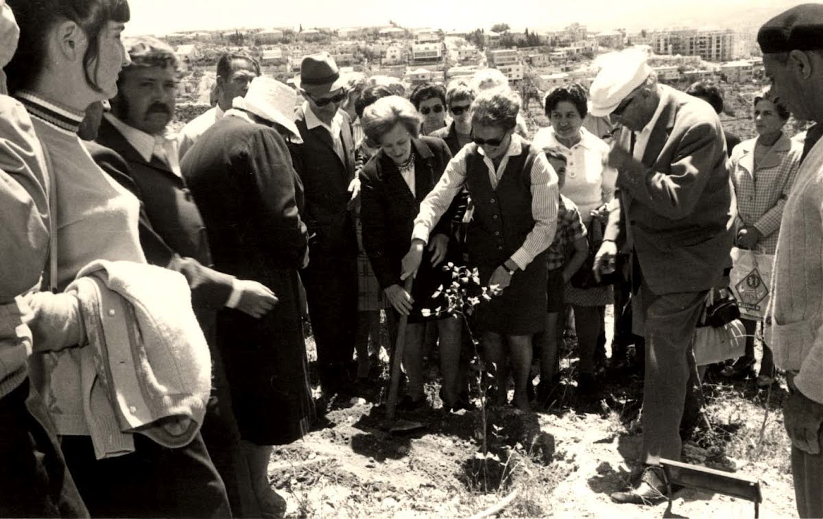 Tree planting in honor of Righteous Among the Nations Otto Busse, 24 june 1970