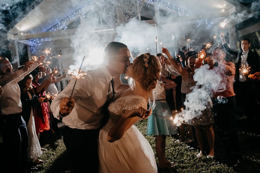 Fotografo di matrimoni Konstantin Surikov (kois). Foto del 22 agosto 2019