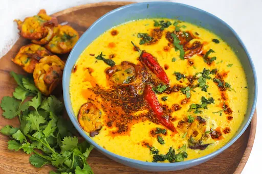 Kadhi Pakoda