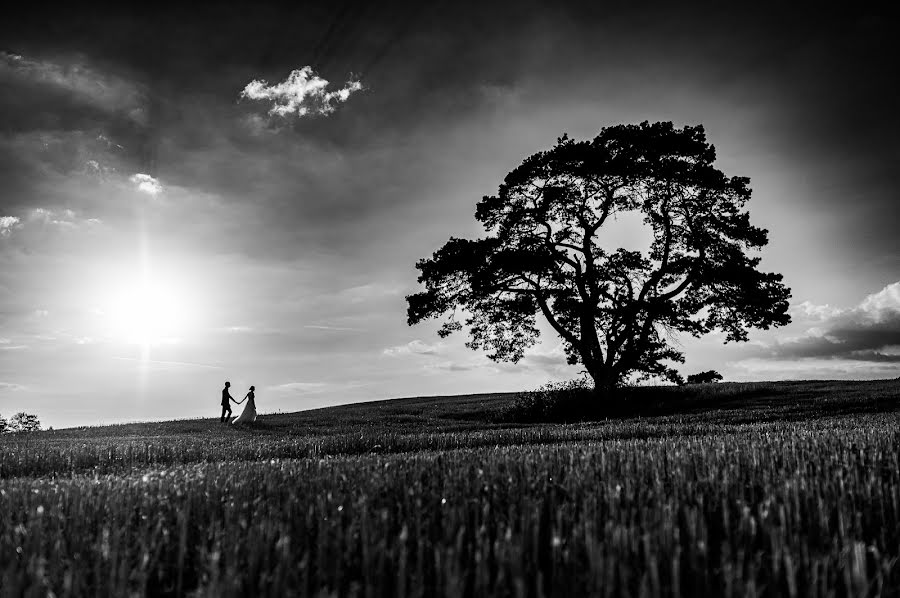 Fotógrafo de casamento Kuba Kaczorowski (kubakaczorowski). Foto de 20 de agosto 2022