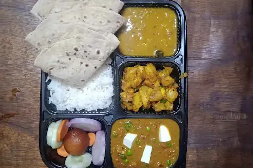 Paneer Masala Thali