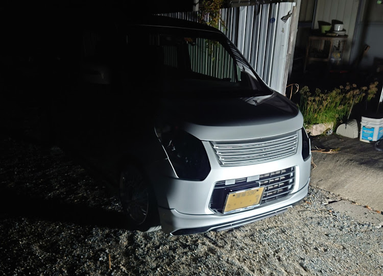 ワゴンRのヘッドライト貝割&2液ウレタン塗装・DIY・完成😁に関するカスタム事例の投稿画像11枚目