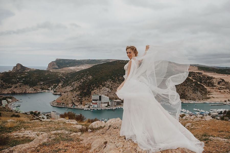 Fotógrafo de casamento Viktoriya Avdeeva (vika85). Foto de 22 de dezembro 2020