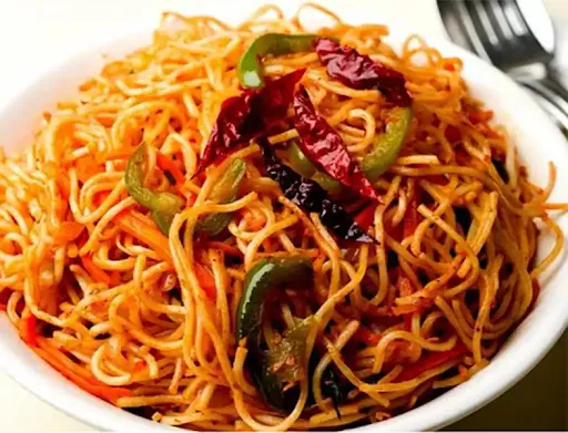 Veg Chilly Garic Noodle