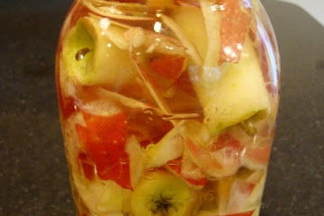 Homemade Apple Cider Vinegar