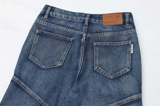 Title 17, Multi-Pocket Workwear Jeans for Men and Women. ...