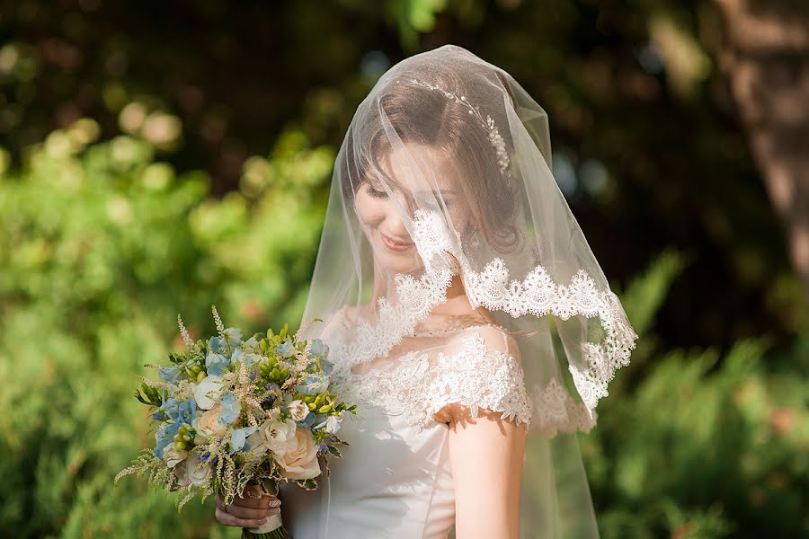 Wedding photographer Alla Eliseeva (alenkaaa). Photo of 10 July 2016