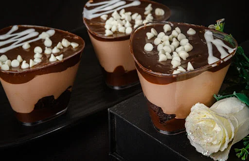 Truffle Mousse Brownie (1 Pc)