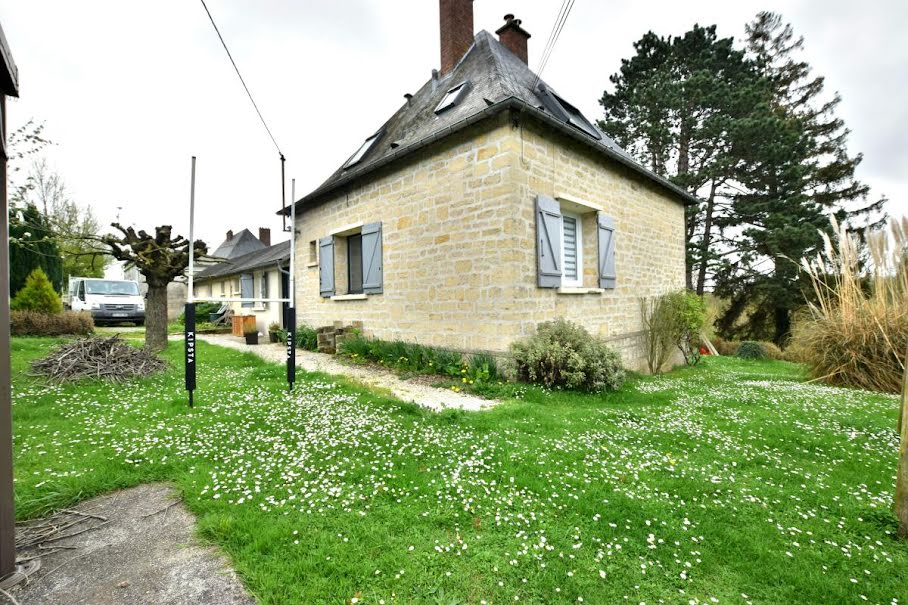 Vente maison 4 pièces 112 m² à Hangest-sur-Somme (80310), 212 000 €