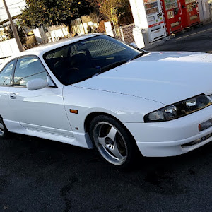 スカイライン R33