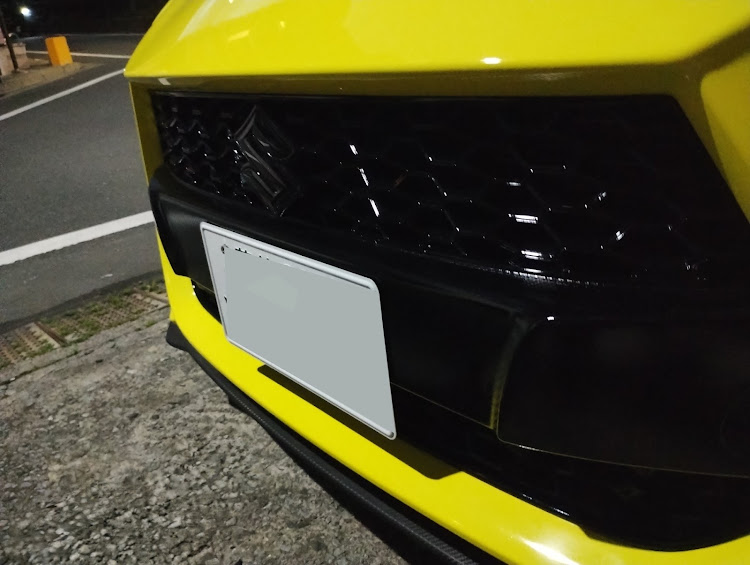 スイフトスポーツのCAINZ・長崎ちゃんぽんリンガーハット・GReddy・カードッククリスタル・リアウィングスポイラーに関するカスタム事例の投稿画像5枚目