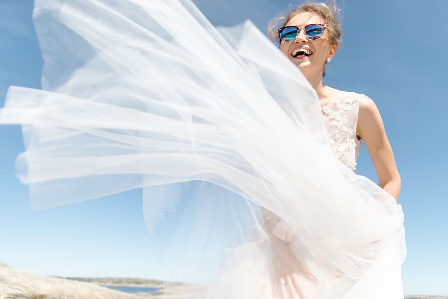 Fotógrafo de casamento Anna Evgrafova (fishfoto). Foto de 20 de julho 2018