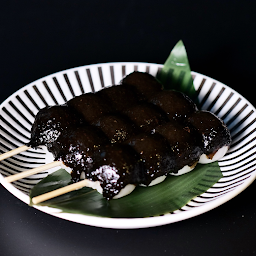 MITARASHI -black sesame- (Frozen)