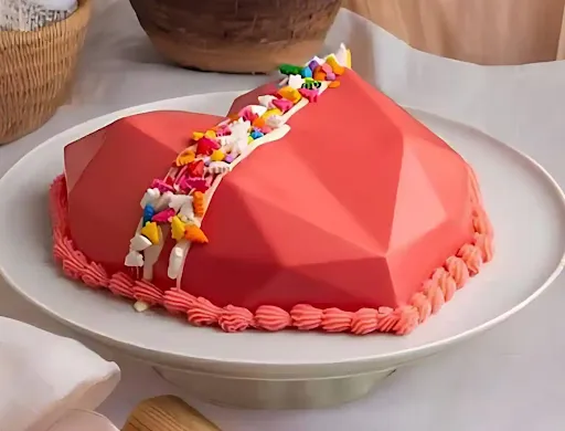 Red Velvet Pinata Heart Cake [750 Grams]