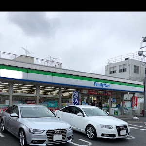 A4 セダン