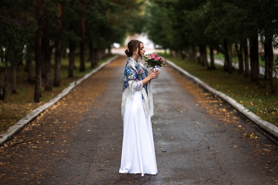 Fotógrafo de casamento Aleksey Ivashin (aleksivashin). Foto de 3 de maio 2020