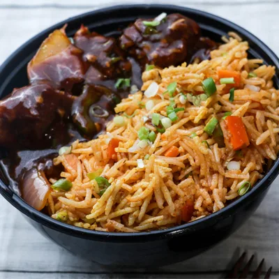 Schezwan Rice With Chilli Chicken