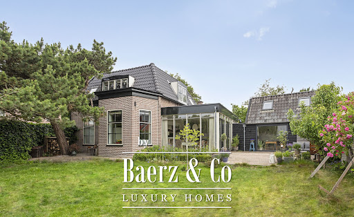 Maison avec jardin 1