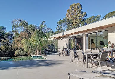 Villa with pool and terrace 2