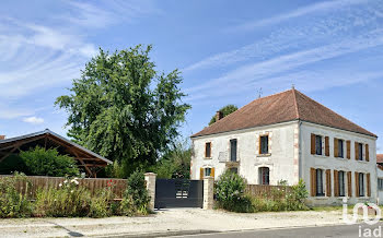 maison à Crespy-le-Neuf (10)