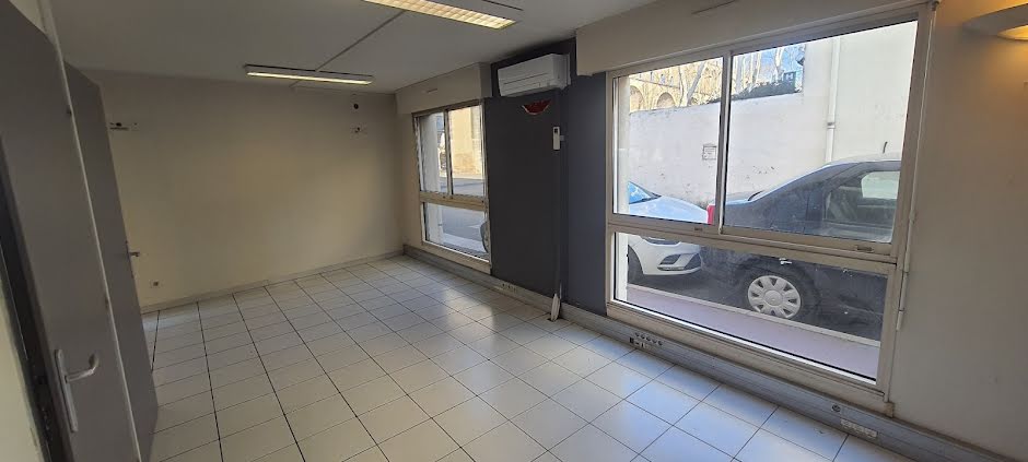 Location  locaux professionnels  82 m² à Montpellier (34000), 1 500 €