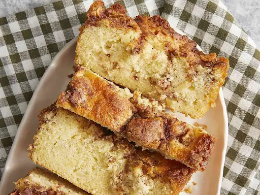 Apple Cinnamon Cake