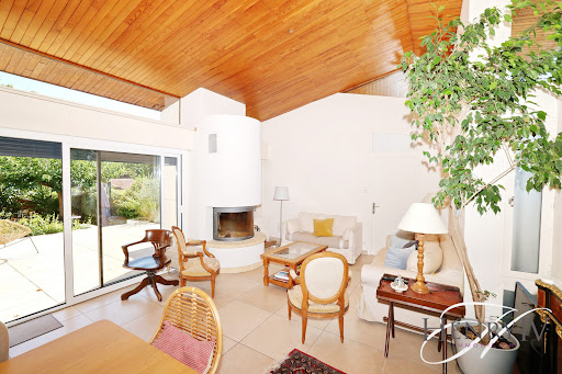 House with garden 2