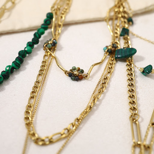 Title 4, INS Style Green Combination Malachite Necklace ...