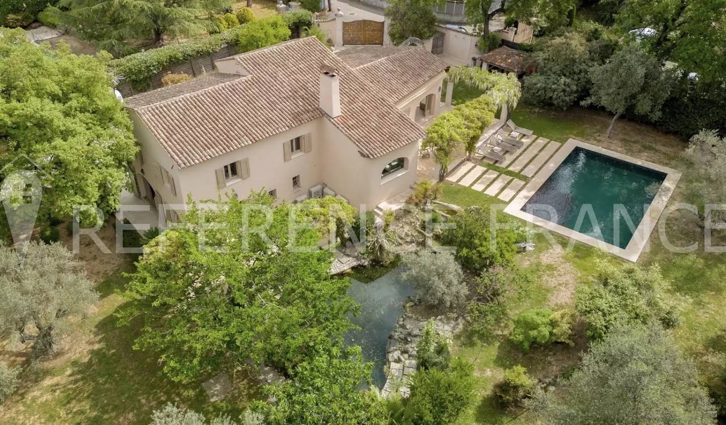 Villa with pool Mougins