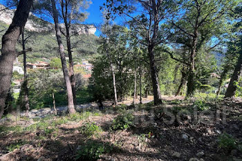 terrain à Le Revest-les-Eaux (83)