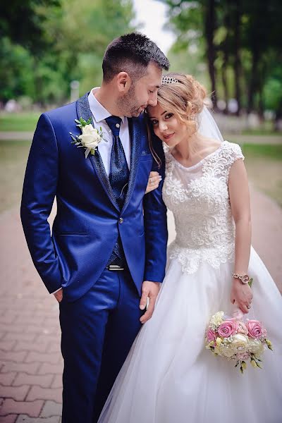 Fotografo di matrimoni Mihai Petrila (mihaifotograf). Foto del 18 settembre 2017