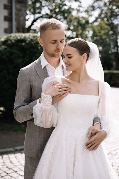 結婚式の写真家Roman Popovich (popovichph)。2023 9月15日の写真