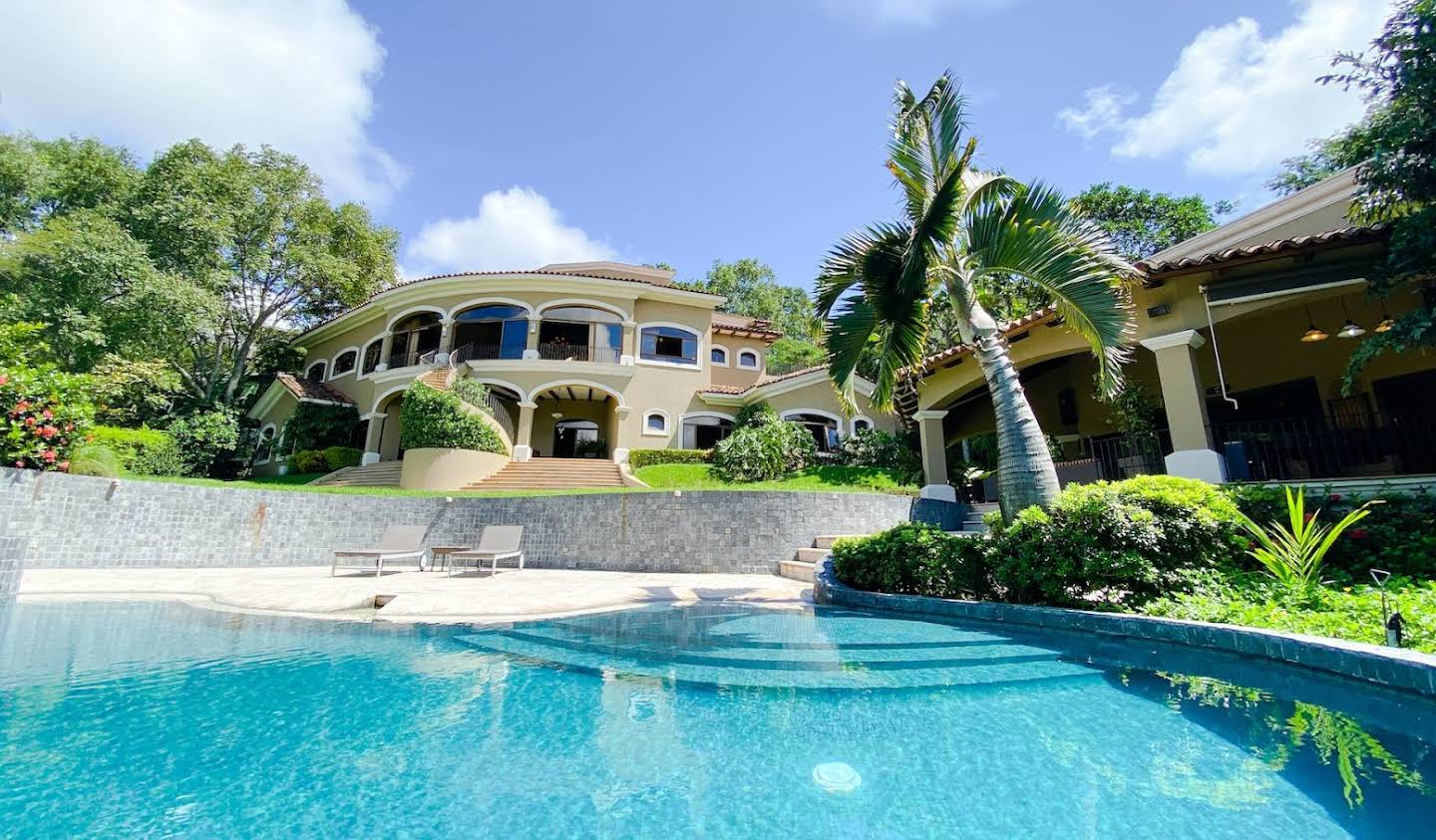 Maison avec piscine Pozos