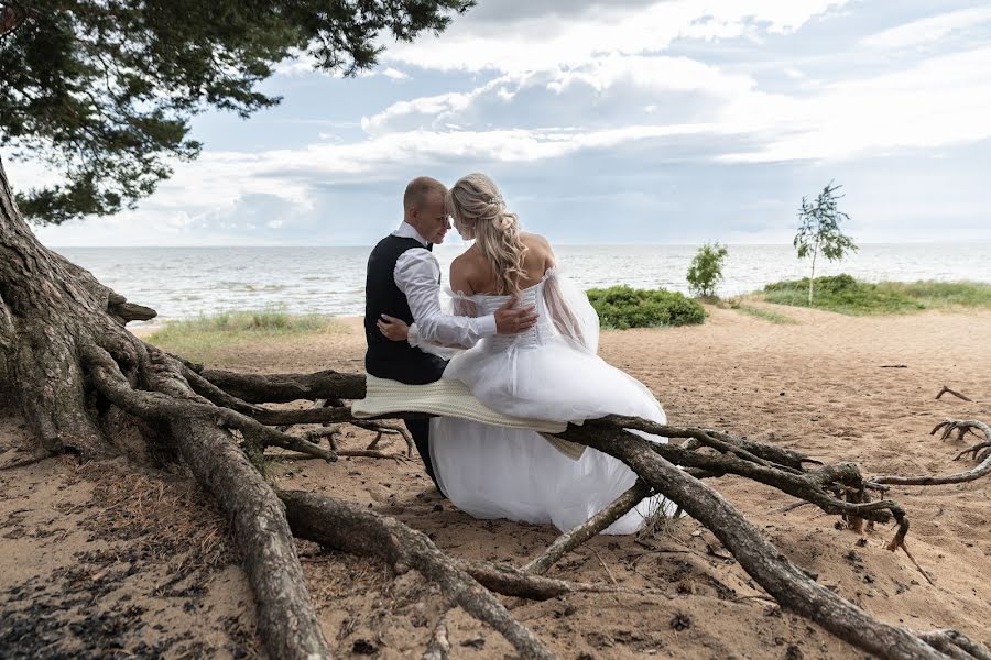 Fotografo di matrimoni Vera Kalinina (veralove). Foto del 11 gennaio 2023