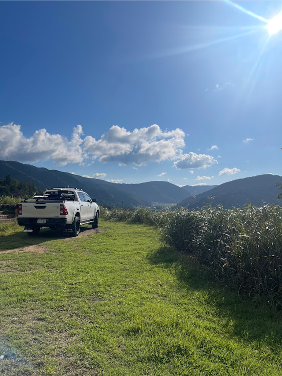 ハイラックスのRAY10・HILUX GR・ソロキャンプに関するカスタム事例の投稿画像1枚目