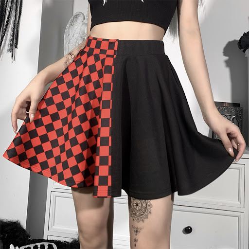 Title 8, Sexy high waist skirt featuring dark color cont...