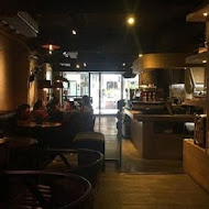 StayReal Café(台北東區店)
