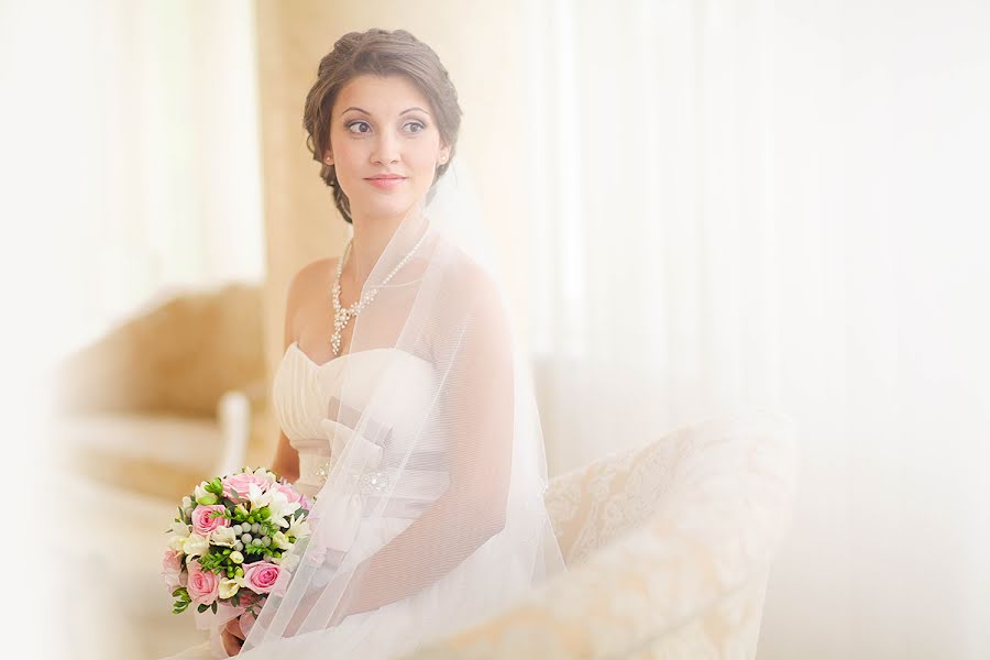 結婚式の写真家Karina Miloserdova (kerrymi)。2014 10月6日の写真