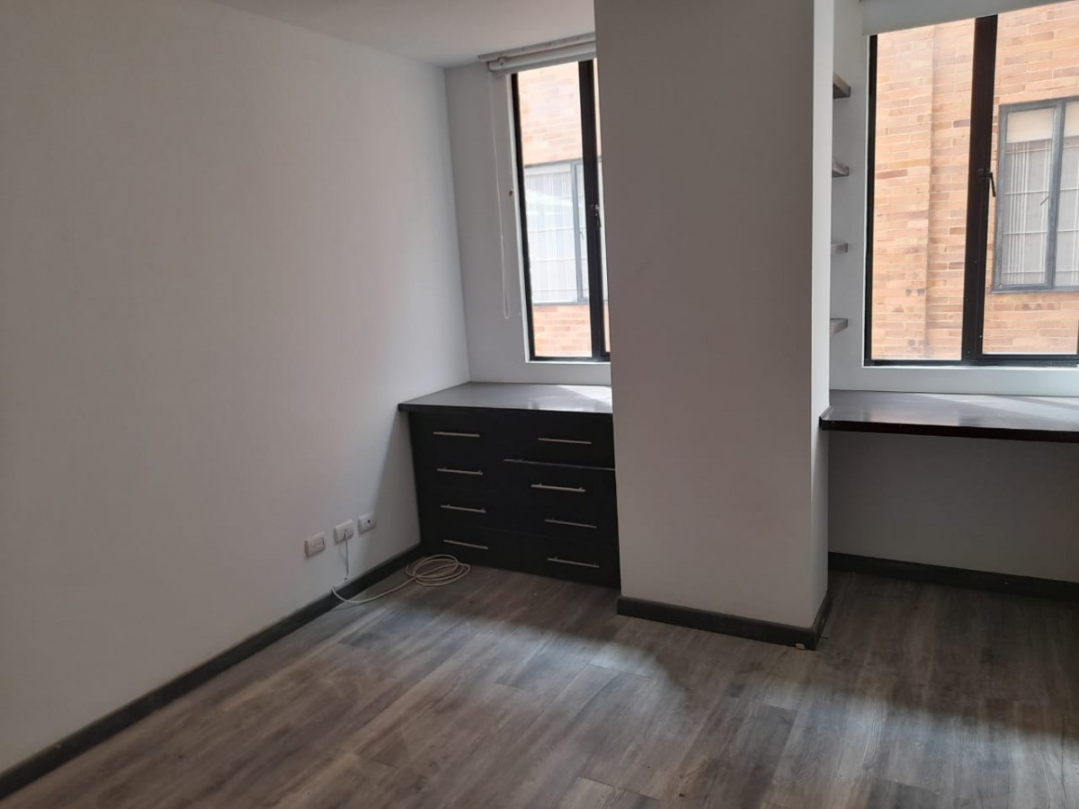 Apartamento En Venta - Santa Paula, Bogota