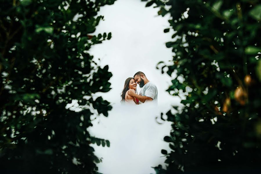 Photographe de mariage Vitor Oliveira (ovitoroliveira). Photo du 11 octobre 2021