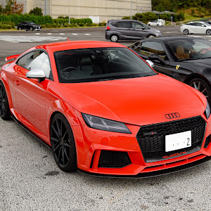 TT RS クーペ A6