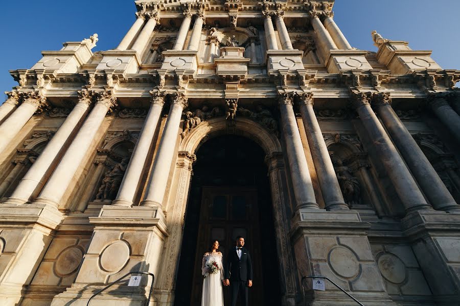 Fotografo di matrimoni Ion Dulgher (dulgher). Foto del 3 maggio 2020