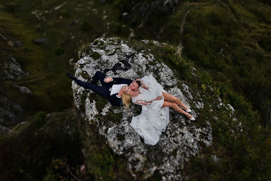 Photographer sa kasal Radosław Wroński (fotowronski). Larawan ni 4 Nobyembre 2021